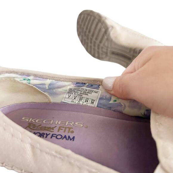 Skechers Tan Biker Pedestrian Slip On Shoes Sz 7 - Picture 6 of 7